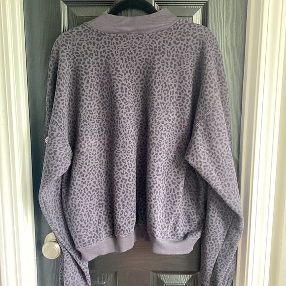 Fabletics cheetah print pullover sweater-Size XXL - Picture 4 of 5